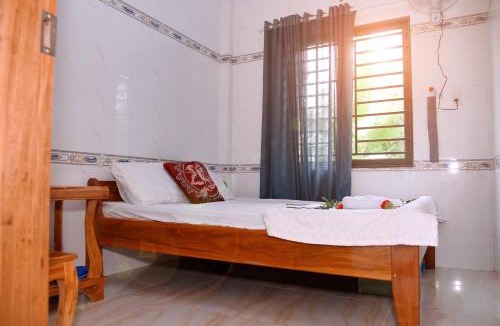 La Gi House | Nhà Nghỉ Hoa Mười Giờ