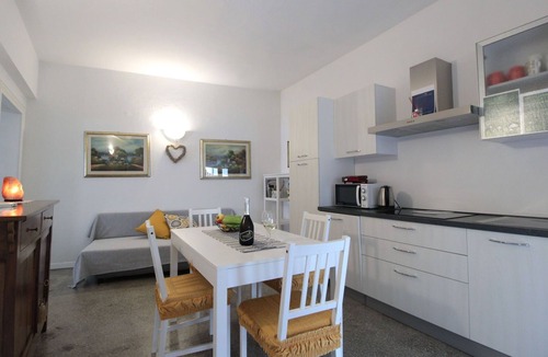 Valdobbiadene Apartment | Nice apartment for 2 people with WIFI, A/C, TV and balcony