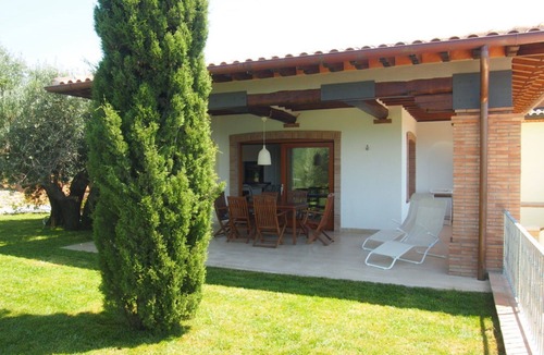 Follonica Apartment | Nice apartment for 6 people with WIFI, TV, patio and panoramic view