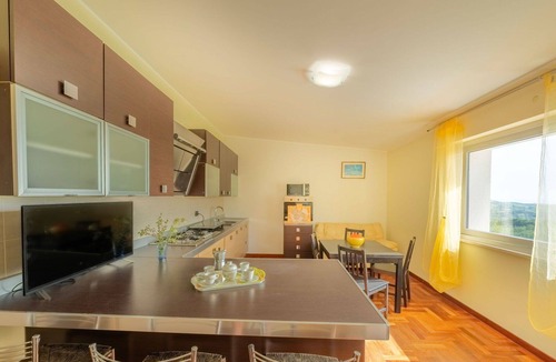 Citta Sant'Angelo Villa | Nice apartment in villa for 4 people with WIFI, pool, A/C, TV, patio and pets allowed