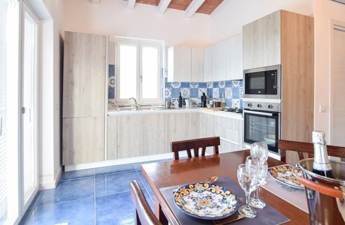 Laureana Cilento Apartment | Nice apartment in Laureana Cilento