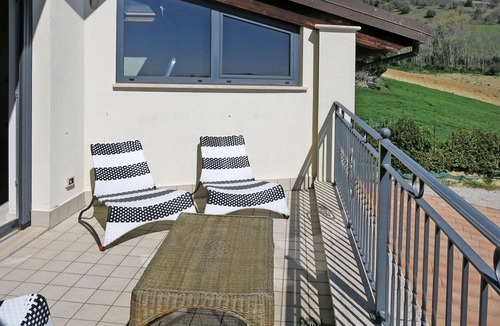 Tortoreto Apartment | Nice apartment with hot tub, WIFI, private pool, TV, terrace, pets allowed and parking