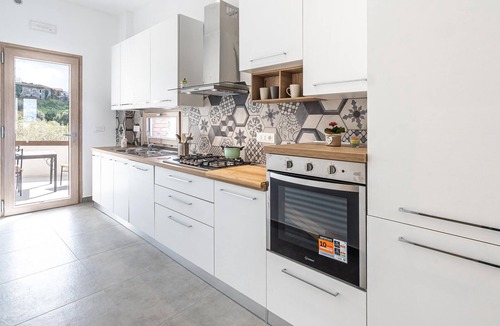 Laureana Cilento House | Nice home in Laureana Cilento with house sea view