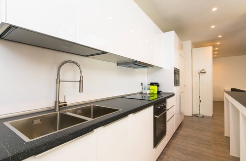 EUR House | Niclas Luxury Apartments OpenSpace-Luxurious Studio in Villa at Eur