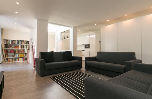 EUR House | Niclas Luxury Apartments OpenSpace-Luxurious Studio in Villa at Eur
