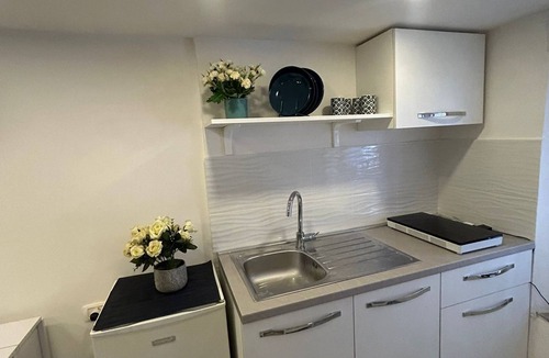 Vittorio Emanuele House | Nicotera Home . and you are in the heart of Naples!