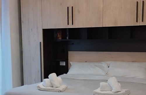Quartiere XXVIII Monte Sacro Alto Apartment | Nomentana house