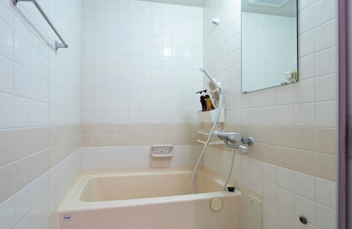 Hakata-ku Hotel | Nonsmoking Triple Room 603 | Room only VS/Fukuoka Fukuoka