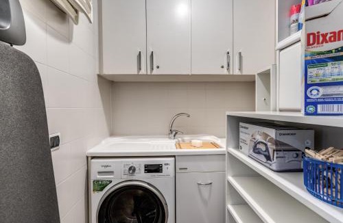 Monteverde Apartment | Olimpia - New Luxury Apartment near Trastevere & Villa Pamphili