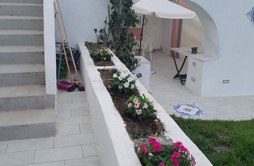 Procida Apartment | On the Chiaia Beach in Procida the intriguing "Whisper of the Mimant."