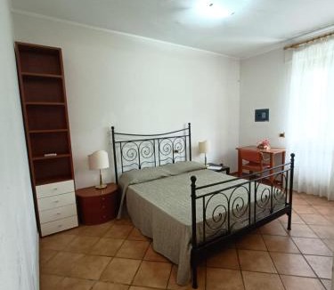 Grottaferrata Hotel | OSTELLO del Lago