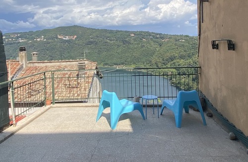 Genzano di Roma Apartment | Overlooking the volcanic lake Nemi, breathtaking view!