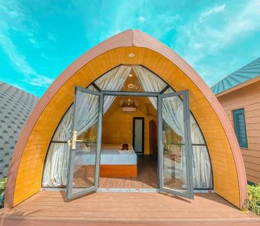Nam Can Hotel | Ozon Hotel