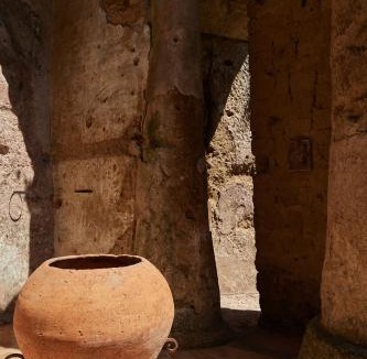 Civita di Bagnoregio Apartment | Palazzo Colesanti Exclusive Residence