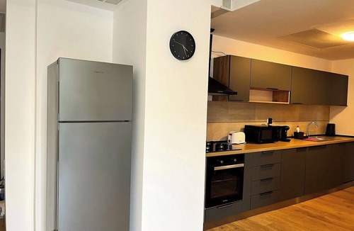 Predeal Apartment | Panorama Pine Retreat | Spacious 2-Bedroom Flat