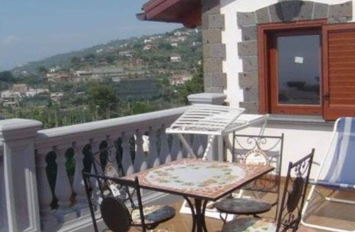 Schiazzano House | Panoramic penthouse with sea view terrace on the Gulf of Naples SWIMMING POOL