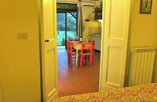 Tocco da Casauria House | PANORAMIC SUITE in the GARDENS: small cottages (x 2-4 p) between mounts & beach