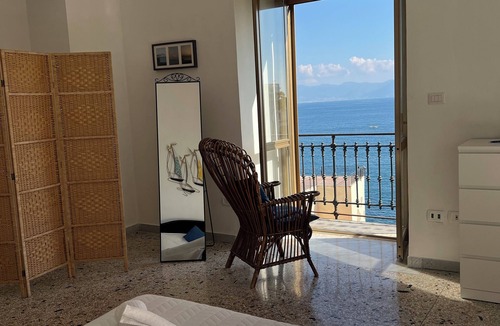 Posillipo Apartment | Parthenope House