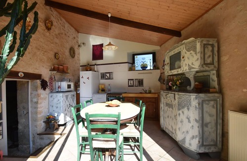 Saint-Jory-las-Bloux House | Peaceful Villa in Saint-Jory