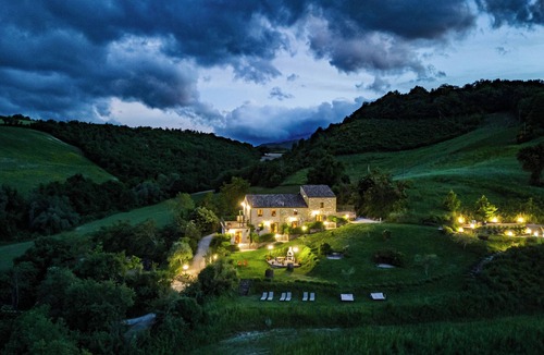 Monterosso Apartment | Peacefulness, nature, tranquillity at Cottage ‘L`Aria’ Le Marche, Italy