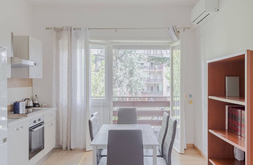 Quartiere XXIV Don Bosco Apartment | Pelizzi Apartment, 5 persons, 2 bedrooms, balcony, Wi-fi, Cinecittà