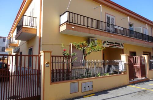 Scalea House | Pensione Affittacamere Miriam