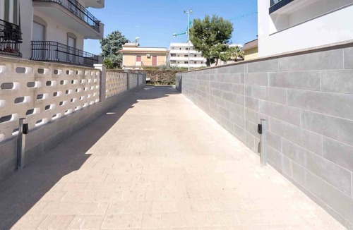 Trani House | Perla Nera