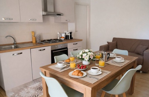 Francavilla al Mare Apartment | Pet-Friendly Ground Floor and Hot Tub | 250 m from the Sea