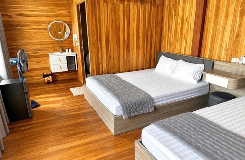 Co To Hotel | Phố Mộc Homestay