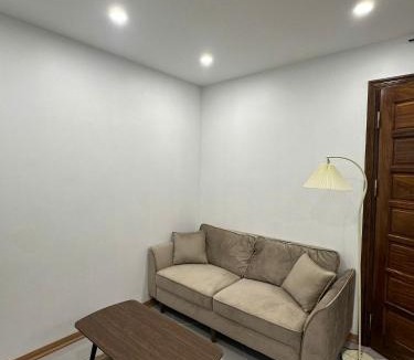 Cong Vi Hotel | Phan Ke Binh Hanoi Apartment near Lotte Center and the Japanese Embassy Phan Ke Binh Apartment ロッテセンターと日本大使館の近くPhan Ke Binh Apartment 롯데센터와 일본대사관 근처