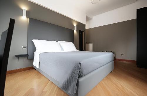 Historical Center House | Piazza Carità