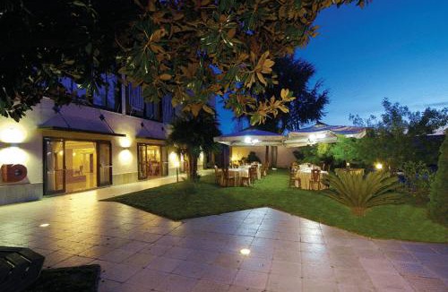 San Nicola La Strada Hotel | Pisani Hotel