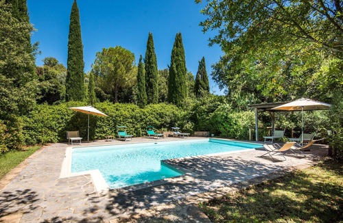 Sant'Angelo In Colle Apartment | Podere Giardino Wine & Bed – Ginepro Apartment: Country House with Pool, Wi-Fi & AC