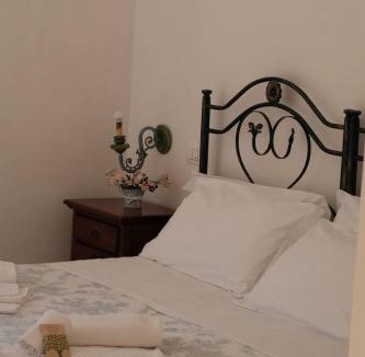 Viggianello House | Pollino Flower Park