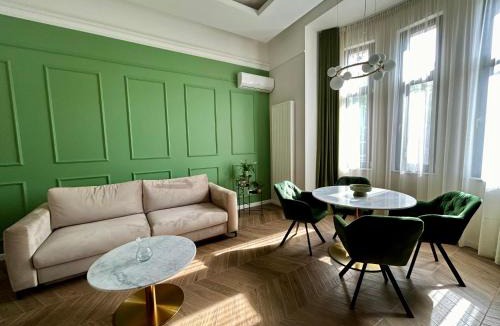 Old Town Apartment | PoshSpot Apartments