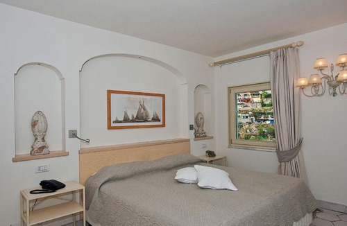 Chiesa Nuova Villa | Positano Villa Sleeps 12 Pool Air Con WiFi