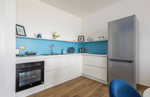 Marta Apartment | Position Terrace 2 bedrooms Wi-Fi Kitchen TV 4k