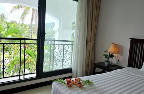 Cua Lap Hotel | Praha Hotel