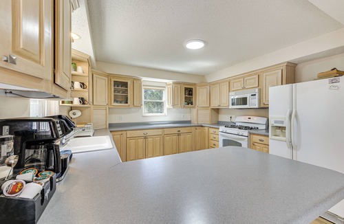 Custer House | Private Black Hills Home w/Corral: Horses Welcome