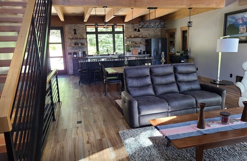 Lead Cabin | Private cabin on gated 12 acres located close to Deadwood, Sturgis and Lead.
