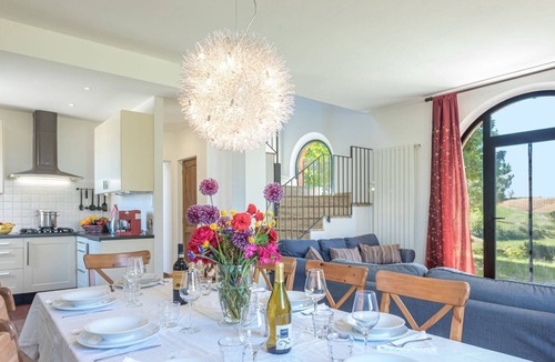 Montisi Villa | Private Tuscan country house, sleeps 8, with private pool