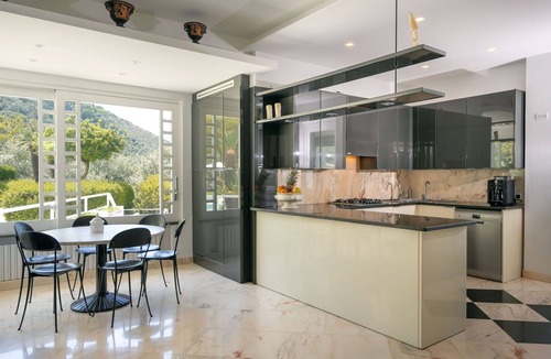 Vico Equense Villa | Private Villa with hot tub, A/C, private pool, WIFI, TV, terrace, panoramic view, close to Sorrento
