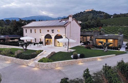 Asolo Apartment | Progress Country & Wine House