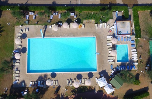 Mandrione House | Property In A Holiday Village 'Monolocale 3 Posti Letto' with Shared Pool and Air Conditioning