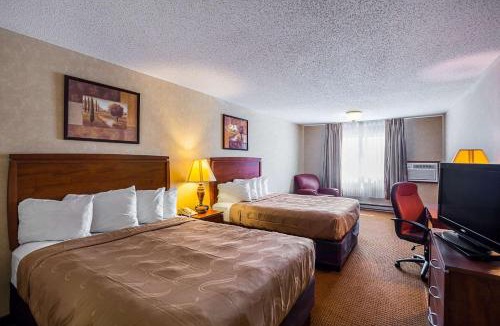 Mitchell Hotel | Quality Inn Mitchell I-90