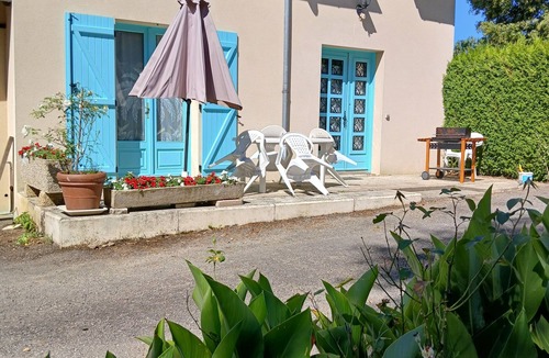 Saint-Priest-sous-Aixe Ski Chalet | Quiet country house near Limoges - ideal for 6/7 people