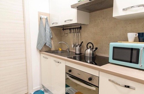 Ciampino Apartment | R4 STUDIO APARTMENT WITH PATIO AND GARDEN