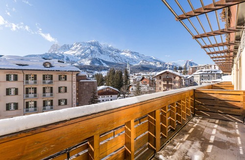 Cortina d'Ampezzo House | Radisson Residences Savoia Palace Cortina d’Ampezzo