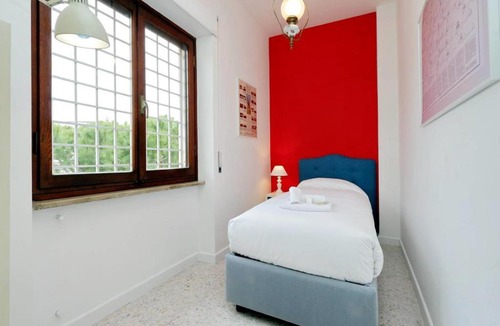 EUR Apartment | Rainbow Eur Apartment