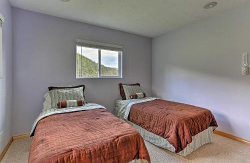 Rapid City House | Rapid City Cabin with Hiking and ATV Trail Access